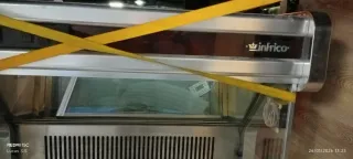 Vitrina sobremesa Infrico