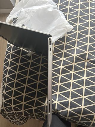 Portátil HP gris básico