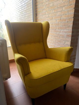 Sillón amarillo de tela Ikea
