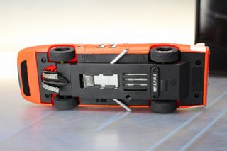 Dodge Charger Daytona nº 71 Champion 1970. Coche slot Carreras Evolution.