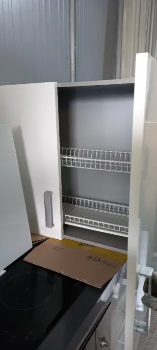 Muebles de cocina blancos