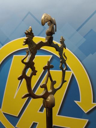 Antiguo velón, de bronce, 94x30x25 cm. Completo. CANDIL QUINQUE LAMPARA DE ACEITE