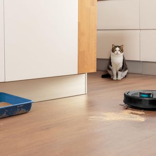 - Cecotec Robot Aspirador Conga 7490 Eternal X-T