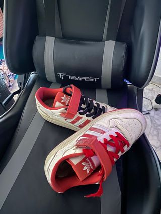 Adidas Forum Rojas Talla 43.5/44