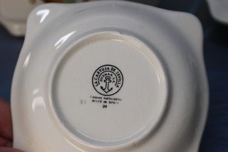 Caja porcelana La Cartuja de Sevilla Pickman con 6 cenicero a juego.