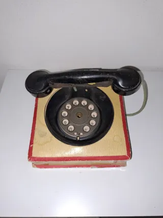 Lotto Oggetti Vintage Telefono, Sirena, ecc.
