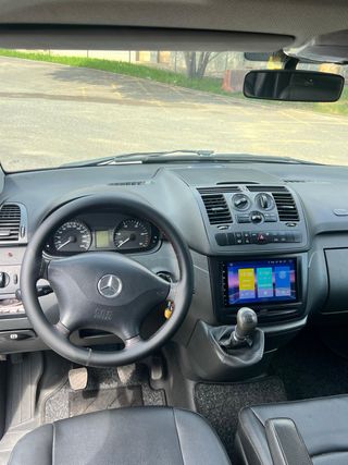 Mercedes-Benz Vito 2011