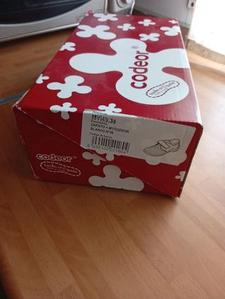 Zapatillas sanitario