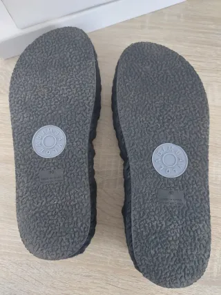 BIMBA Y LOLA Sandalias Negras