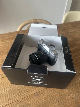 Fujifilm XT10  objetivo XC 1650mm OIS II  Caja ori