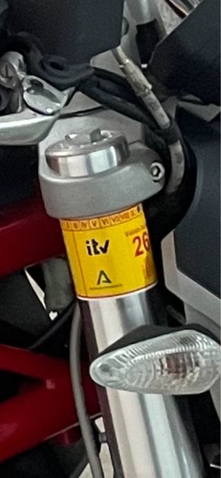 Ducati Monster 796 Roja