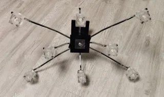 Lámpara de techo moderna de 8 brazos .Bombillas