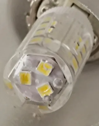 Lámpara de techo moderna de 8 brazos .Bombillas