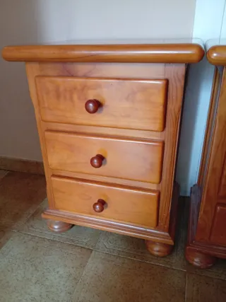 Mesitas de noche de madera