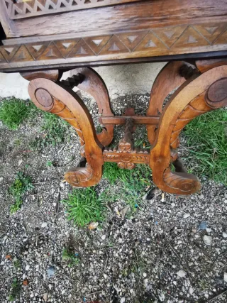 Jardinera Alfonsina S. XIX Nogal