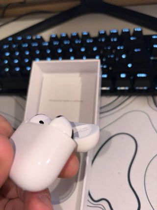 Airpods 4ta Gen Apple Blancos (Nuevos)
