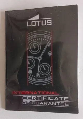 Reloj Lotus Plata y Blanco