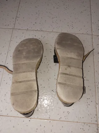 Sandalias de mujer con purpurina