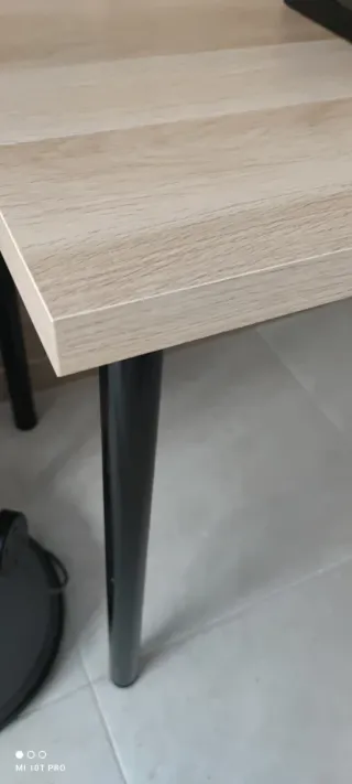 Mesa escritorio madera y metal