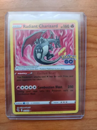 Charizard Radiante Pokémon GO 011/078