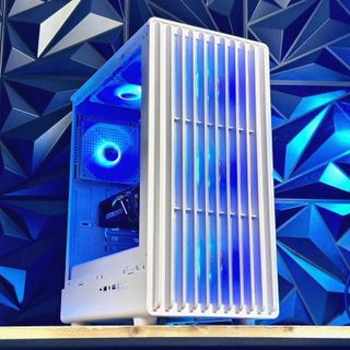 PC GAMING RYZEN 5 5600X + RTX 4060 8GB