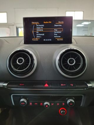 Audi A3 Sportback 1.6 TDI 110CV clean Attraction