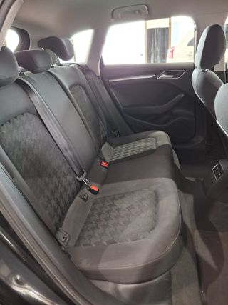 Audi A3 Sportback 1.6 TDI 110CV clean Attraction