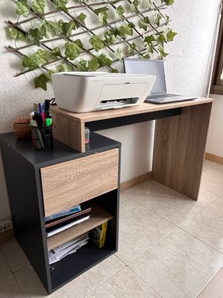 Escritorio ordenador/estudio madera y gris