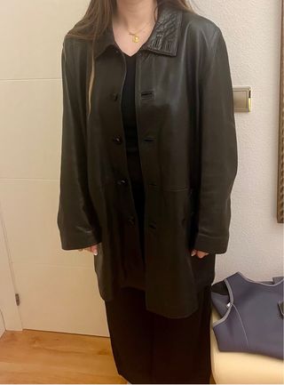 Chaquetón de piel negro