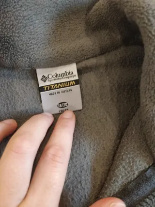 Chaqueta Columbia Roja y Beige