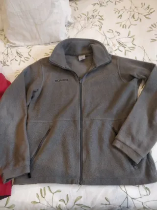 Chaqueta Columbia Roja y Beige