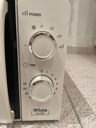 Microondas Orbegozo Blanco