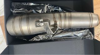 Cola de escape Suzuki Gsxr600k7