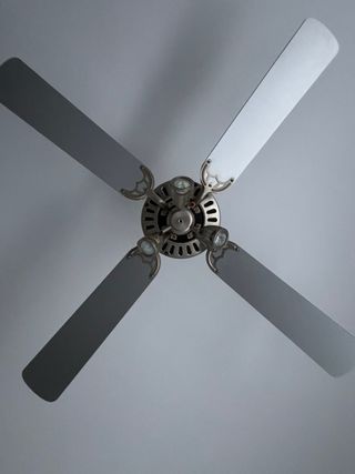 Ventilador de techo con luz