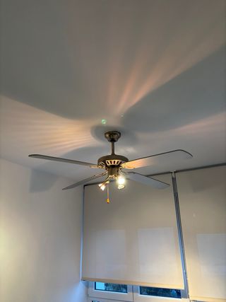 Ventilador de techo con luz