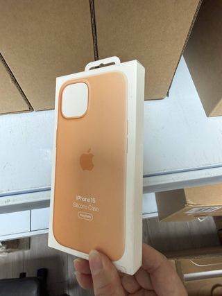 Funda iPhone 15 Silicona MagSafe Naranja