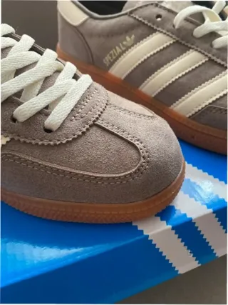 Adidas Handball Spezial Earth Strata Gum 39