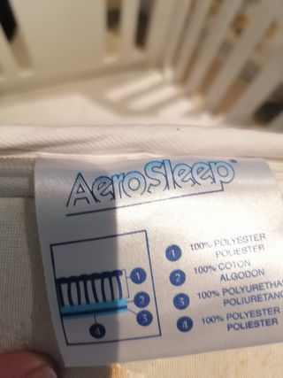 Cuna TRAMA con colchón , con ruedas