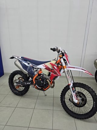 Moto enduro Ktm 250 exc 4t Six Days 2023