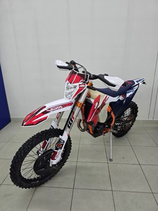 Moto enduro Ktm 250 exc 4t Six Days 2023
