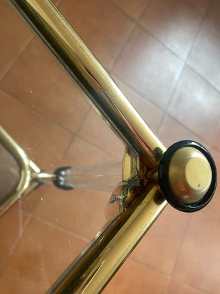 Carrito de cristal y metal dorado