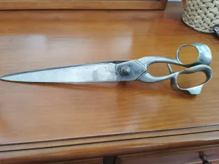 Forbici antiche per la confezione
