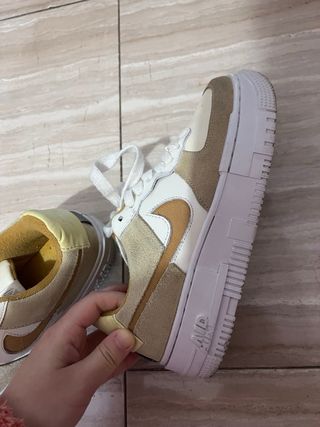 Nike Air Force 1 Beige/Blanco Talla 37,5