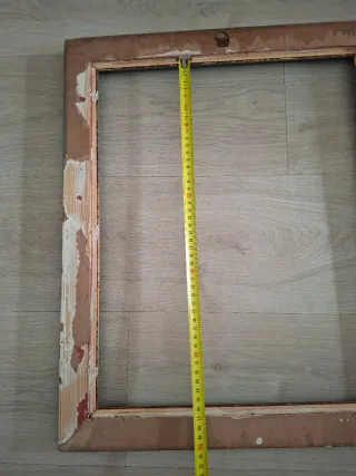 Marco antiguo de madera