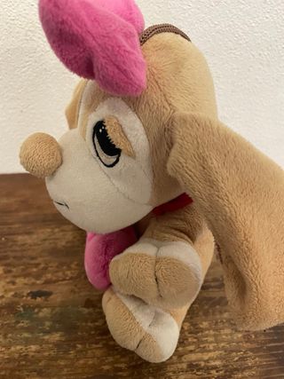 Peluche cane con fiocco e cuore LOVE san valentino