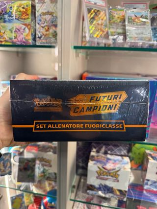 Set Allenatore Pokemon Futuri Campioni ITA Sigilla