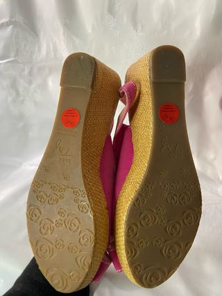 Alpargatas cuña Zara rosa y beige T.39
