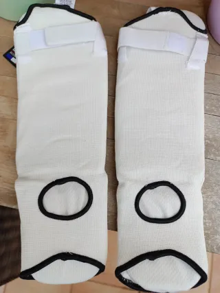 Protege Empeines Metal Boxe Blancos Talla XS