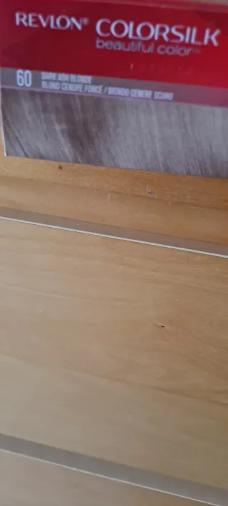 Tinte Revlon ColorSilk 60 Dark Ash Blonde