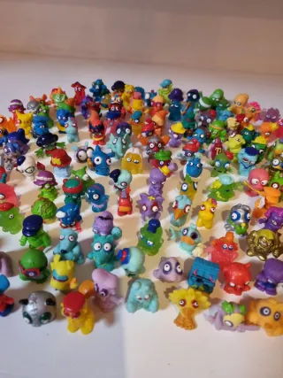 Zoomlings Colección Figuras, cositas y trenes.